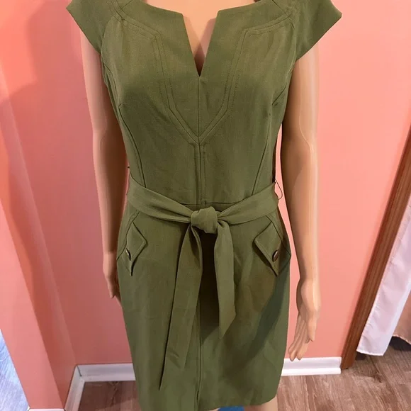 Women’s Green Dress, Size 6 (check measurements) - Picture 3 of 13